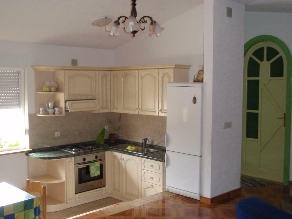 Appartement Pacho à Baška Voda Extérieur photo