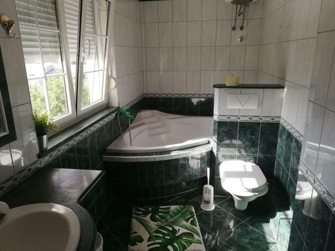 Appartement Pacho à Baška Voda Extérieur photo